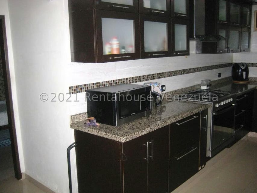 Casa (Multipes Niveles) en Venta en Artigas, Distrito Metropolitano - 16