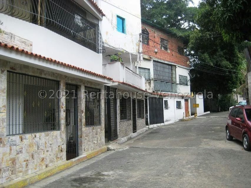 Casa (Multipes Niveles) en Venta en Artigas, Distrito Metropolitano - 48