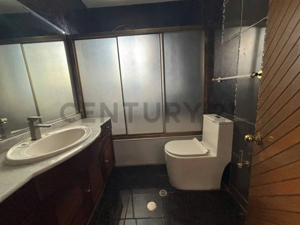 Casa-Quinta en Venta ubicada en Alta Florida. - 18