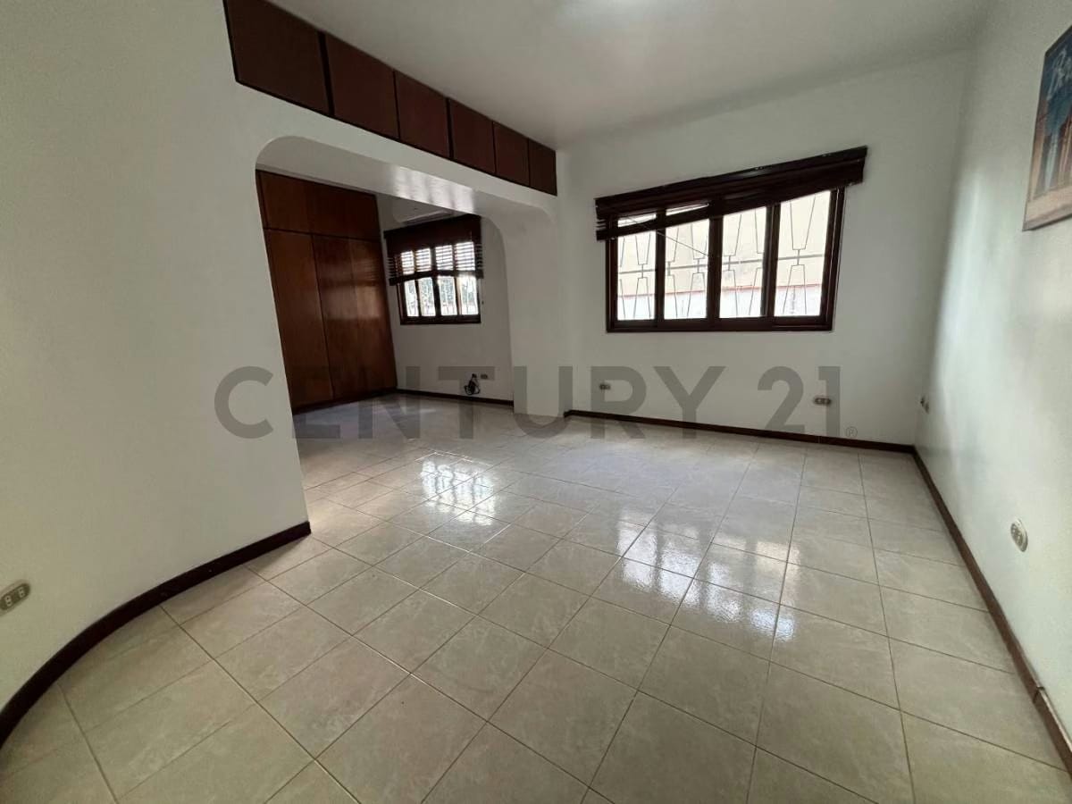 Casa-Quinta en Venta ubicada en Alta Florida. - 10