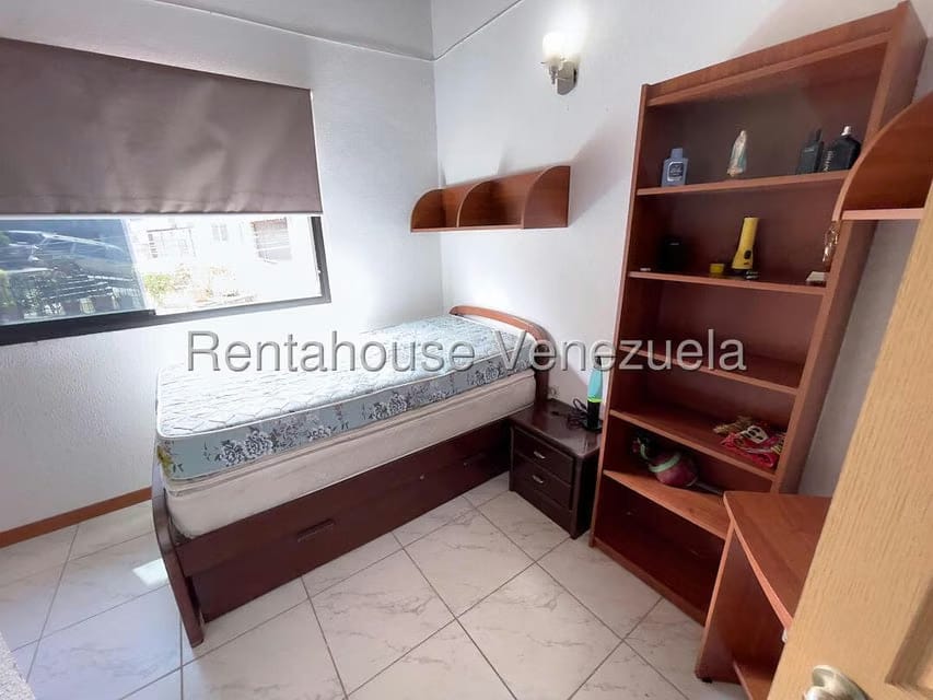 Casa (1 Nivel) en Venta en Lomas del Halcon, Distrito Metropolitano - 14