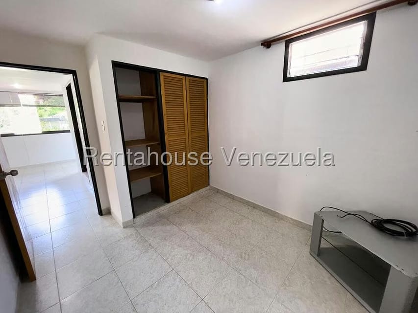Casa (1 Nivel) en Venta en Lomas del Halcon, Distrito Metropolitano - 21