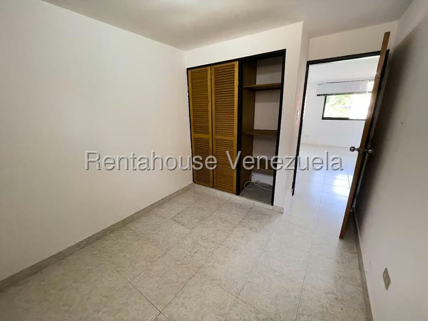 Casa (1 Nivel) en Venta en Lomas del Halcon, Distrito Metropolitano - 22