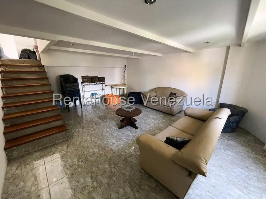 Casa (1 Nivel) en Venta en Lomas del Halcon, Distrito Metropolitano - 10
