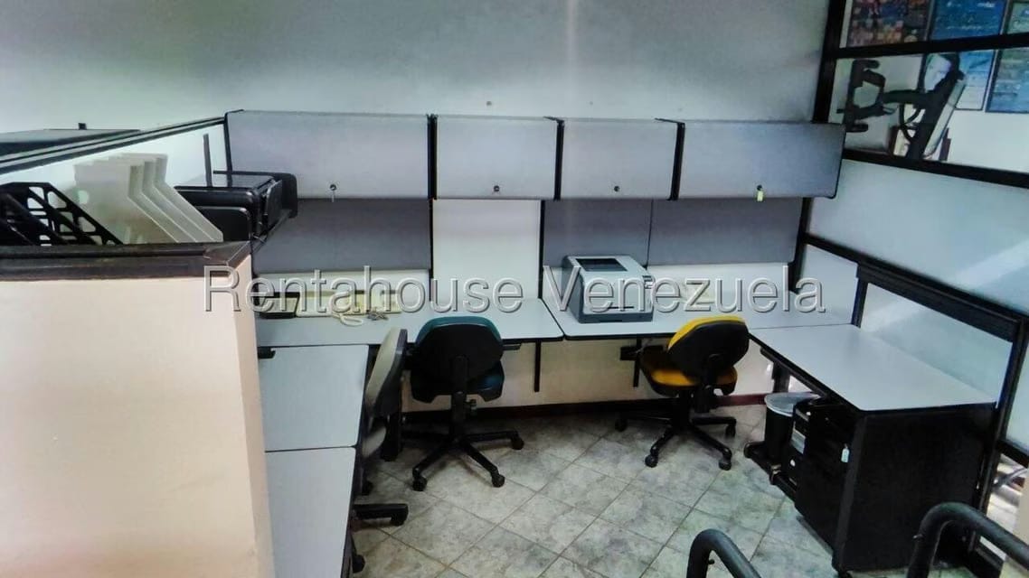 Comercial (Oficina) en Venta en Los Samanes, Distrito Metropolitano - 12