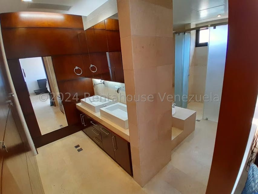 Apartamento (1 Nivel) en Venta en La Lagunita Country Club, Distrito Metropolitano - 17