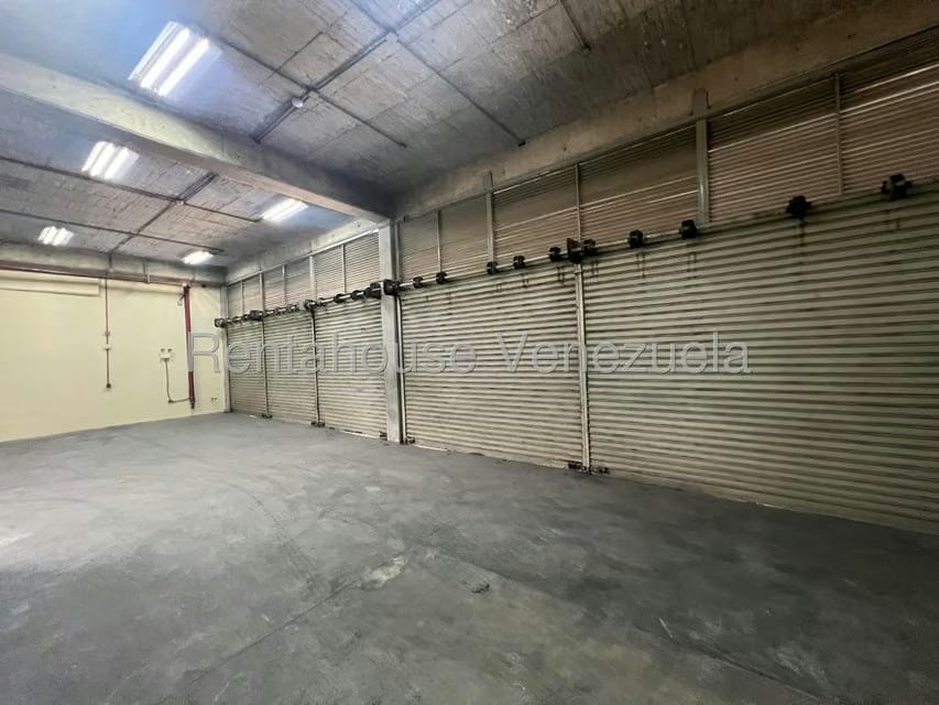 Comercial (Local Comercial) en Alquiler en El Tambor, Miranda - 10