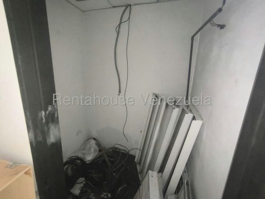 Comercial (Local Comercial) en Venta en Guarenas, Miranda - 16