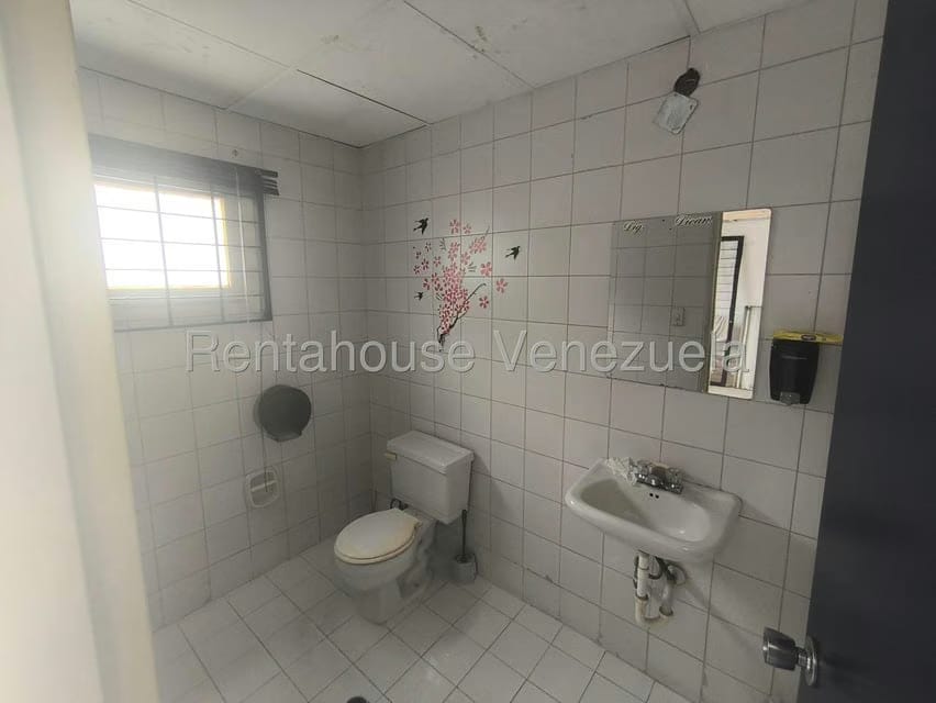 Comercial (Local Comercial) en Venta en Guarenas, Miranda - 26