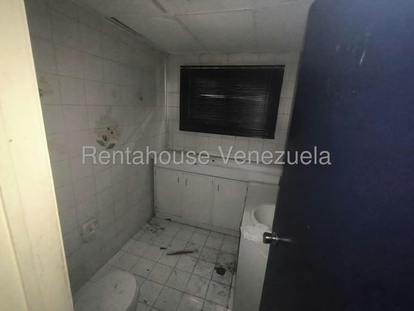Comercial (Local Comercial) en Venta en Guarenas, Miranda - 34