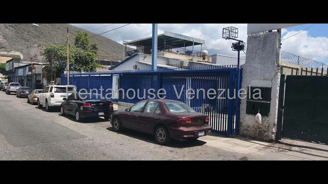 Comercial (Local Comercial) en Venta en Guarenas, Miranda - 36