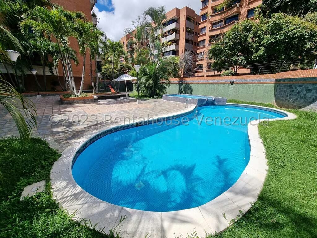 APARTAMENTO EN VENTA – ELENA MARIN NOBREGA
