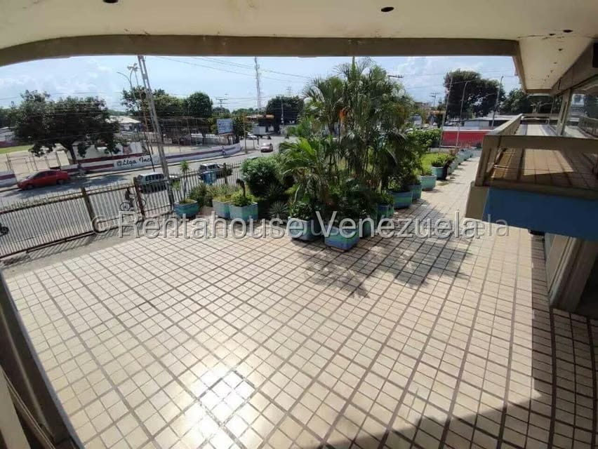 Comercial (Local Comercial) en Venta en Urbanizacion El Centro, Aragua - 11