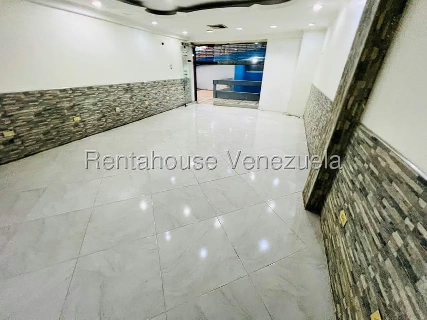 Comercial (Local Comercial) en Venta en Urbanizacion El Centro, Aragua - 4