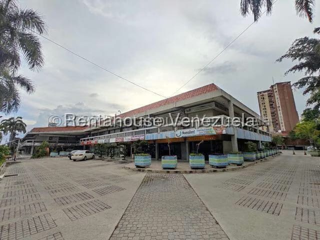 Comercial (Local Comercial) en Venta en Urbanizacion El Centro, Aragua - 10