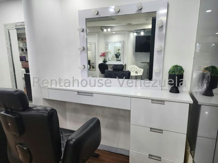 Comercial (Local Comercial) en Alquiler en La Trinidad, Distrito Metropolitano - 14