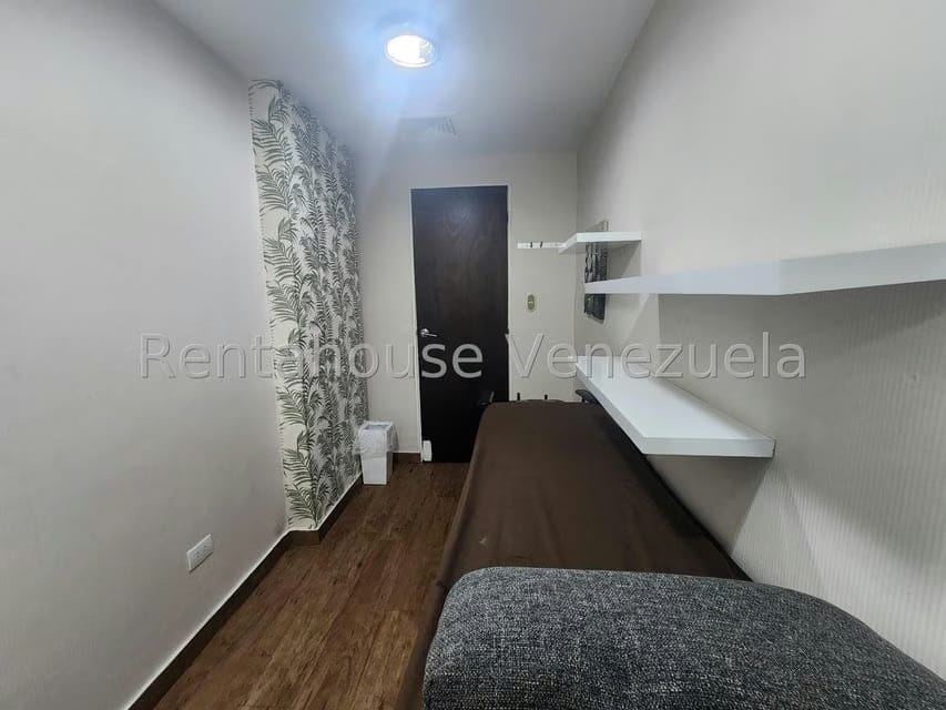 Comercial (Local Comercial) en Alquiler en La Trinidad, Distrito Metropolitano - 20