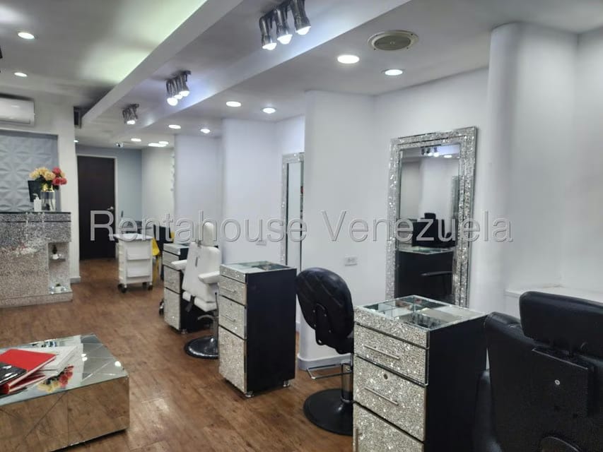 Comercial (Local Comercial) en Alquiler en La Trinidad, Distrito Metropolitano - 4