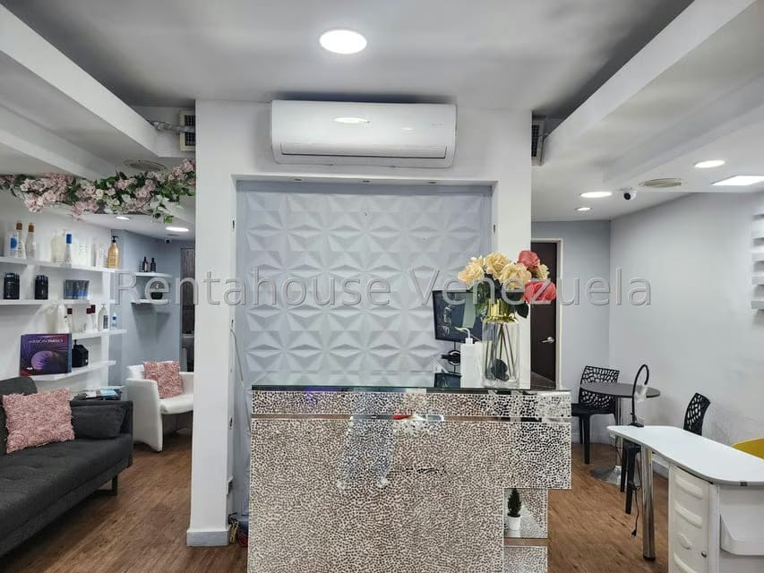 Comercial (Local Comercial) en Alquiler en La Trinidad, Distrito Metropolitano - 8