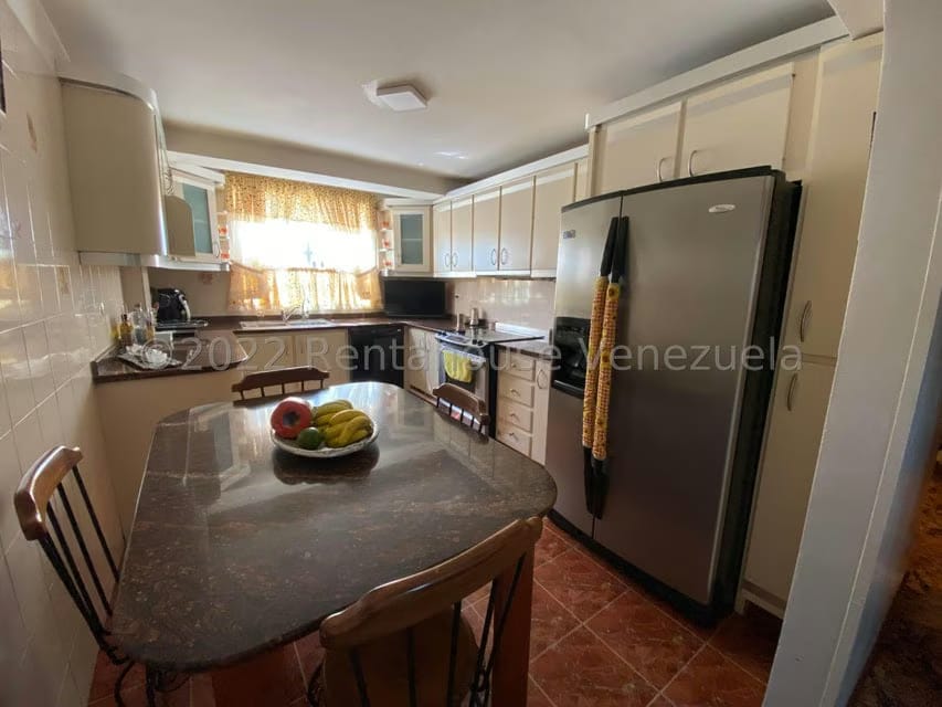 Casa (Multipes Niveles) en Venta en Parque el Retiro, Miranda - 11