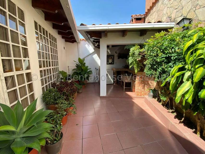 Casa (Multipes Niveles) en Venta en Parque el Retiro, Miranda - 18