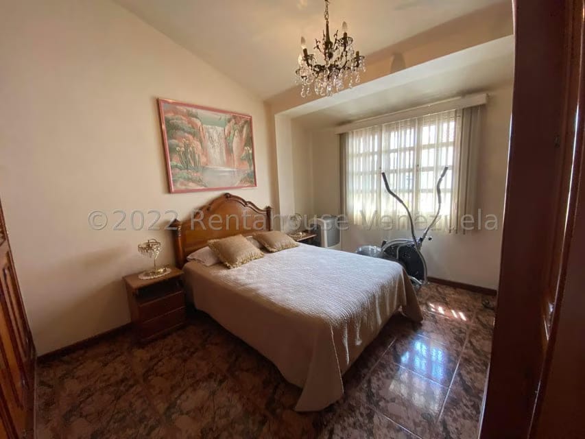 Casa (Multipes Niveles) en Venta en Parque el Retiro, Miranda - 29