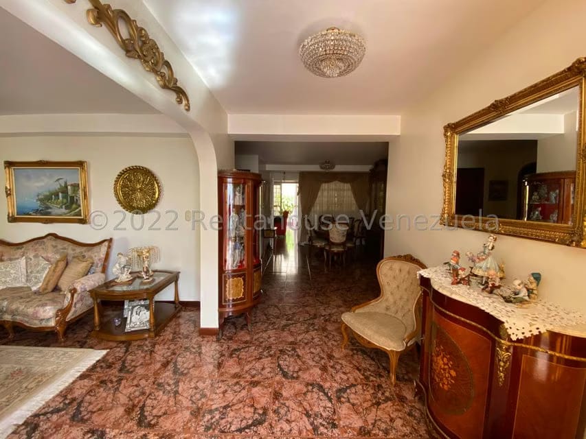 Casa (Multipes Niveles) en Venta en Parque el Retiro, Miranda - 5