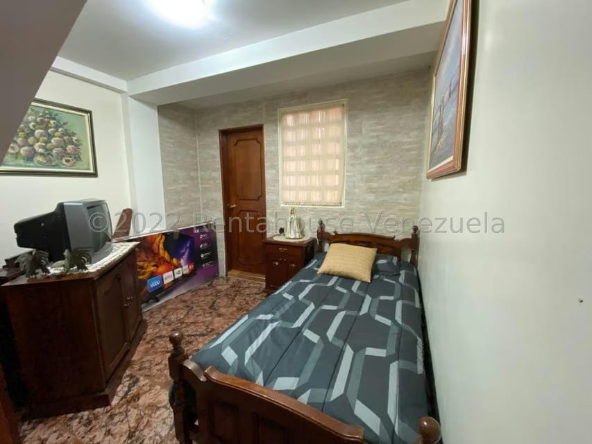 Casa (Multipes Niveles) en Venta en Parque el Retiro, Miranda - 8