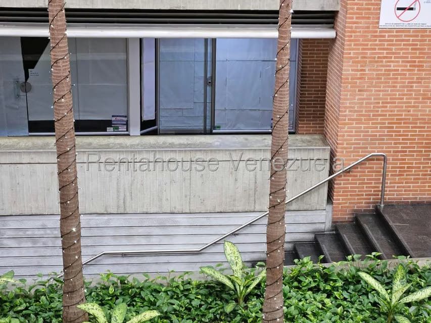 Comercial (Local Comercial) en Alquiler en El Cafetal, Distrito Metropolitano - 15