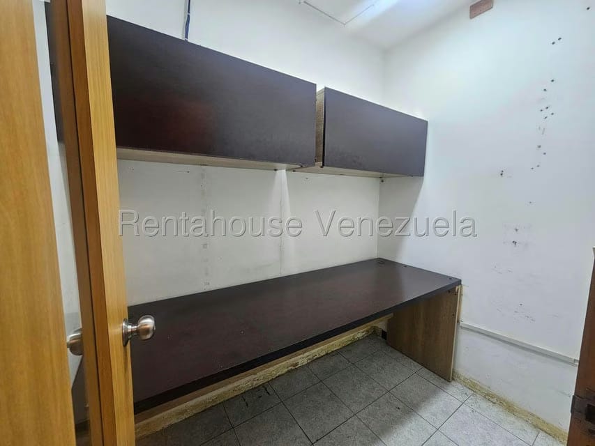 Comercial (Local Comercial) en Alquiler en El Cafetal, Distrito Metropolitano - 10