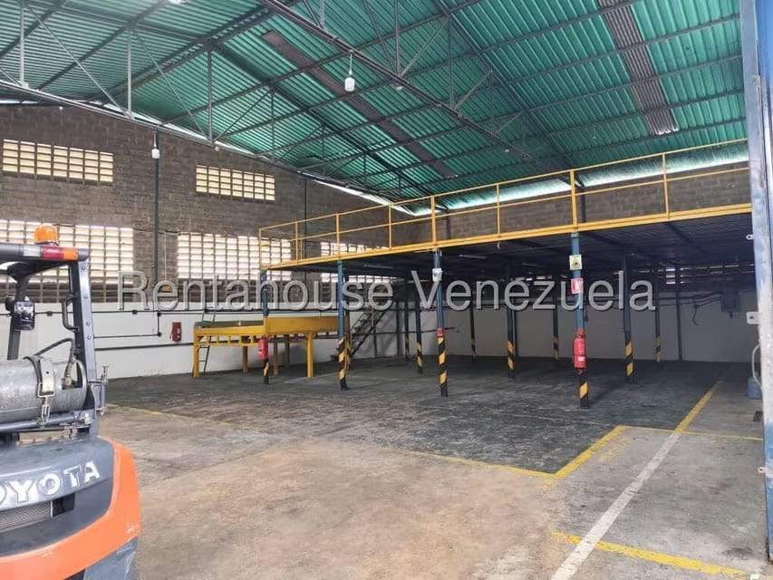 Comercial (Galpon - Deposito) en Venta en Terrinca, Miranda - 12