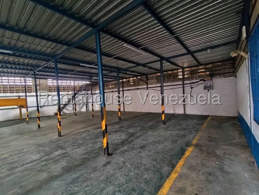 Comercial (Galpon - Deposito) en Venta en Terrinca, Miranda - 13