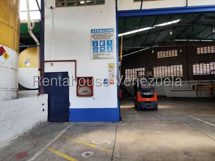 Comercial (Galpon - Deposito) en Venta en Terrinca, Miranda - 17