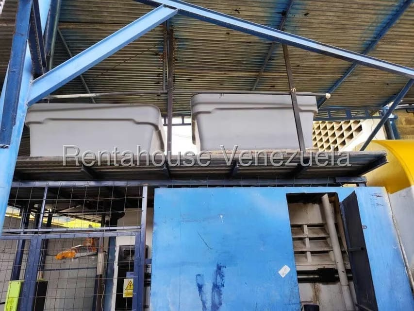 Comercial (Galpon - Deposito) en Venta en Terrinca, Miranda - 26