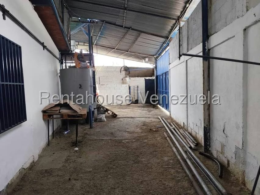 Comercial (Galpon - Deposito) en Venta en Terrinca, Miranda - 30