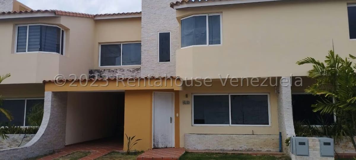 Casa (Duplex) en Venta en Villa Paris, Lara - 2