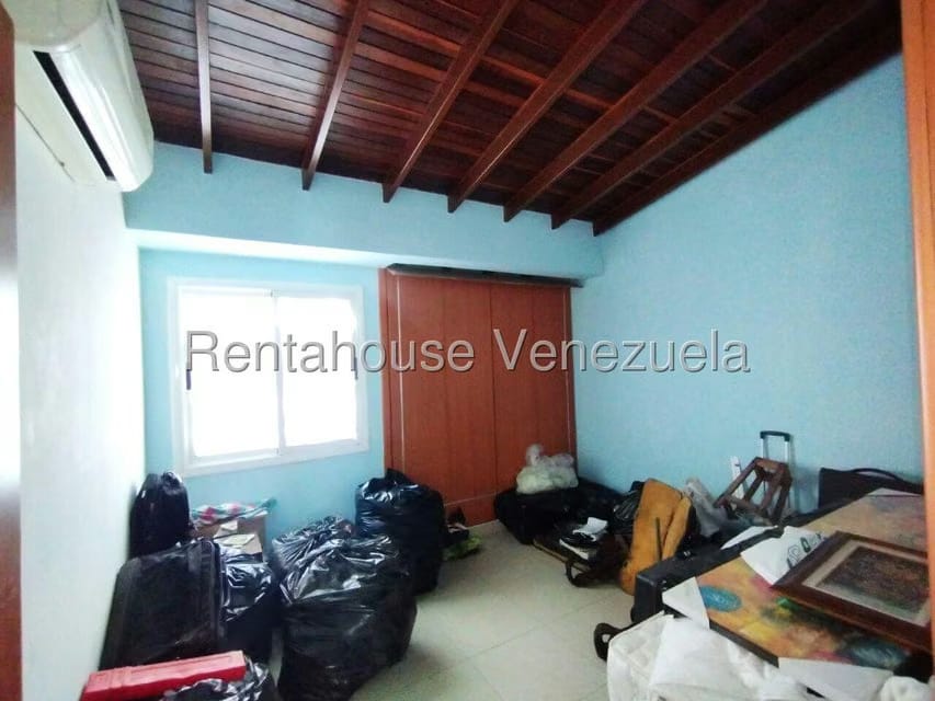 Casa (Duplex) en Venta en Villa Paris, Lara - 14