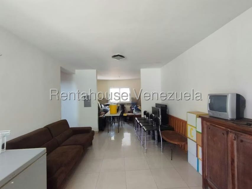 Casa (Duplex) en Venta en Villa Paris, Lara - 4