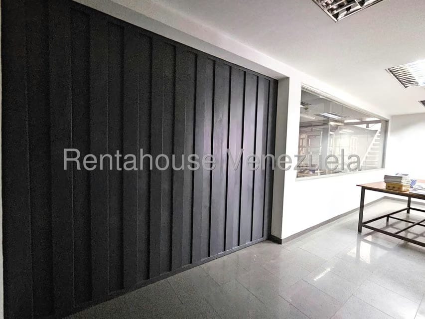 Comercial (Local Comercial) en Alquiler en Zona Industrial 2, Lara - 19