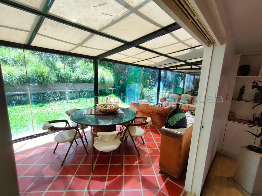 Casa (Multipes Niveles) en Venta en Cumbres de Curumo, Distrito Metropolitano - 12
