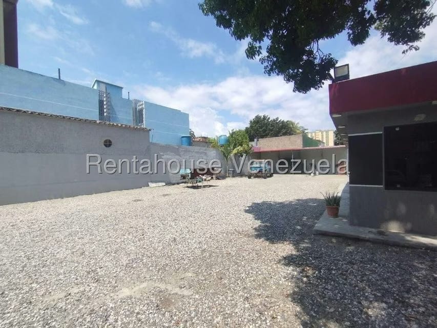 Terreno (Comercial) en Venta en Centro, Lara - 12