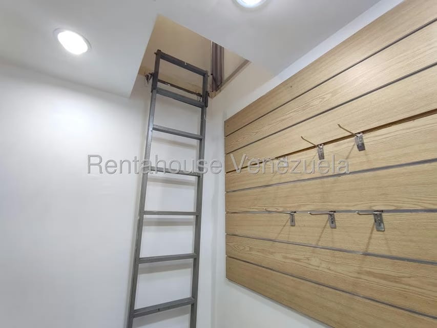 Comercial (Local Comercial) en Venta en Avenida Bolivar, Aragua - 11