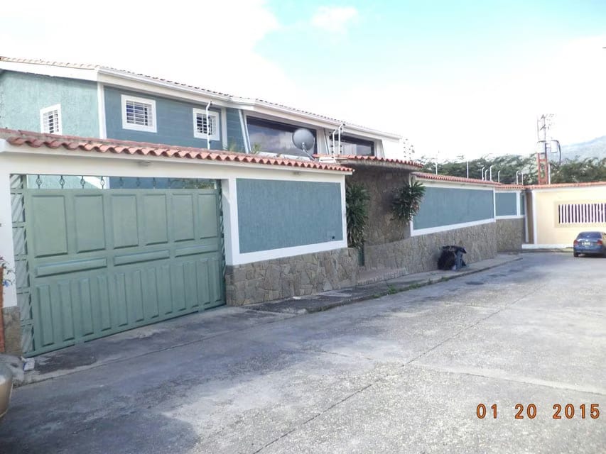 Casa (Duplex) en Venta en Santa Rosa de Charallave, Miranda - 2