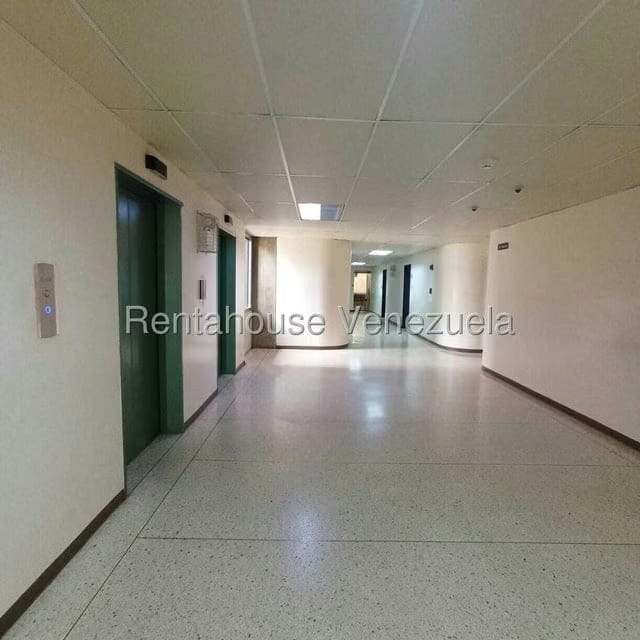Comercial (Consultorio Medico) en Alquiler en Santa Paula, Distrito Metropolitano - 15