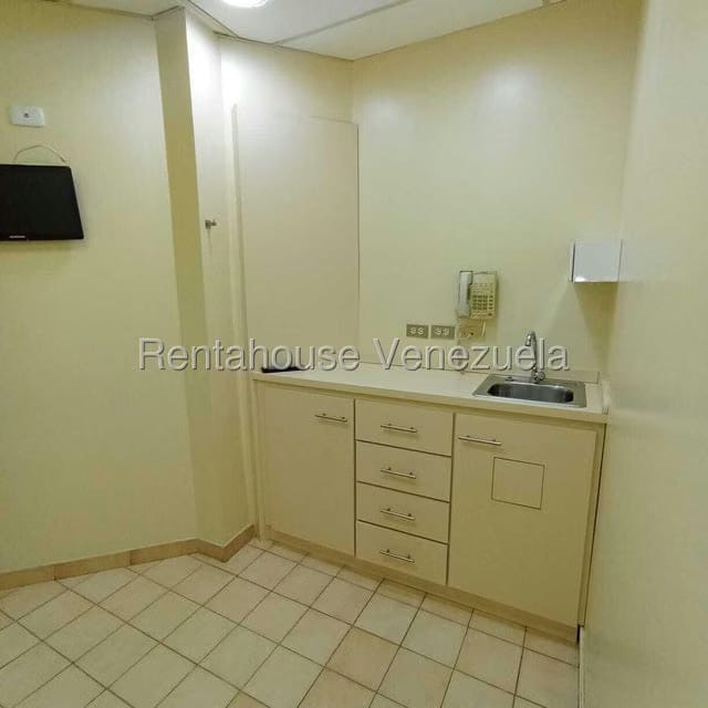Comercial (Consultorio Medico) en Alquiler en Santa Paula, Distrito Metropolitano - 9