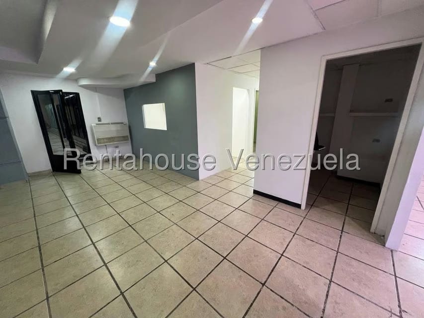 Comercial (Oficina) en Venta en Avenida Mariño, Aragua - 7