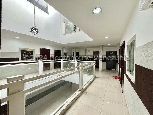 Comercial (Local Comercial) en Venta en Avenida Fuerzas Aereas, Aragua - 13