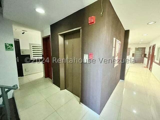 Comercial (Local Comercial) en Venta en Avenida Fuerzas Aereas, Aragua - 15
