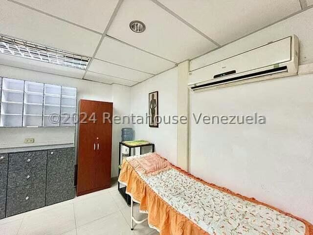 Comercial (Local Comercial) en Venta en Avenida Fuerzas Aereas, Aragua - 4