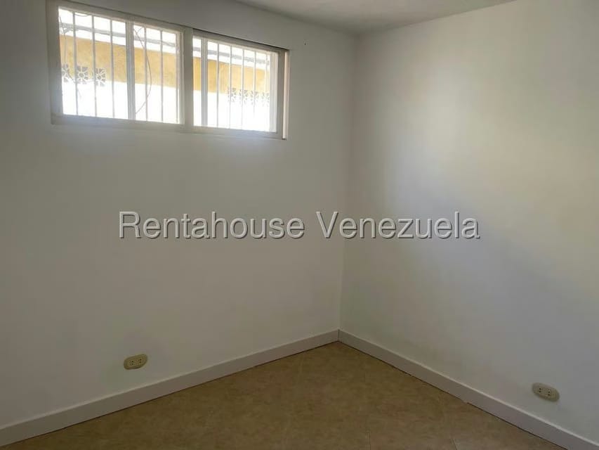 Apartamento (1 Nivel) en Alquiler en Macaracuay, Distrito Metropolitano - 14